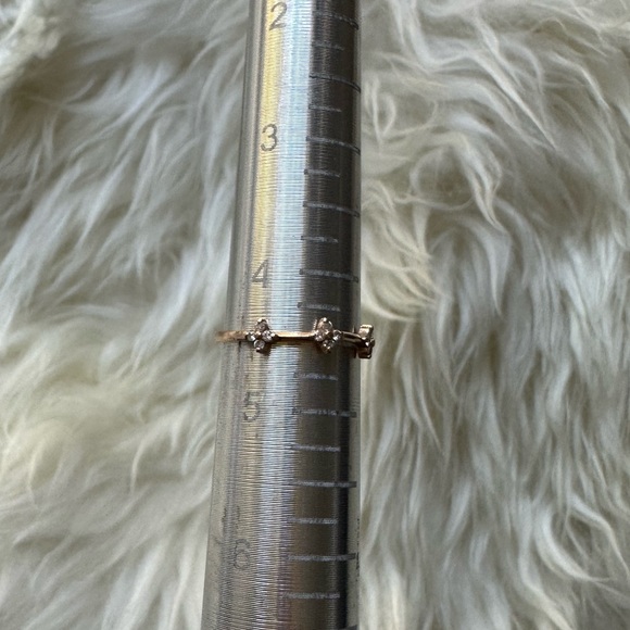 ‼️Last Chance SALE‼️ 10k rose gold diamond ring - Picture 5 of 6